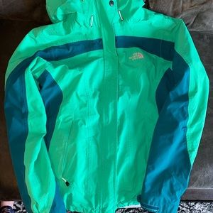 Women’s The North Face jacket